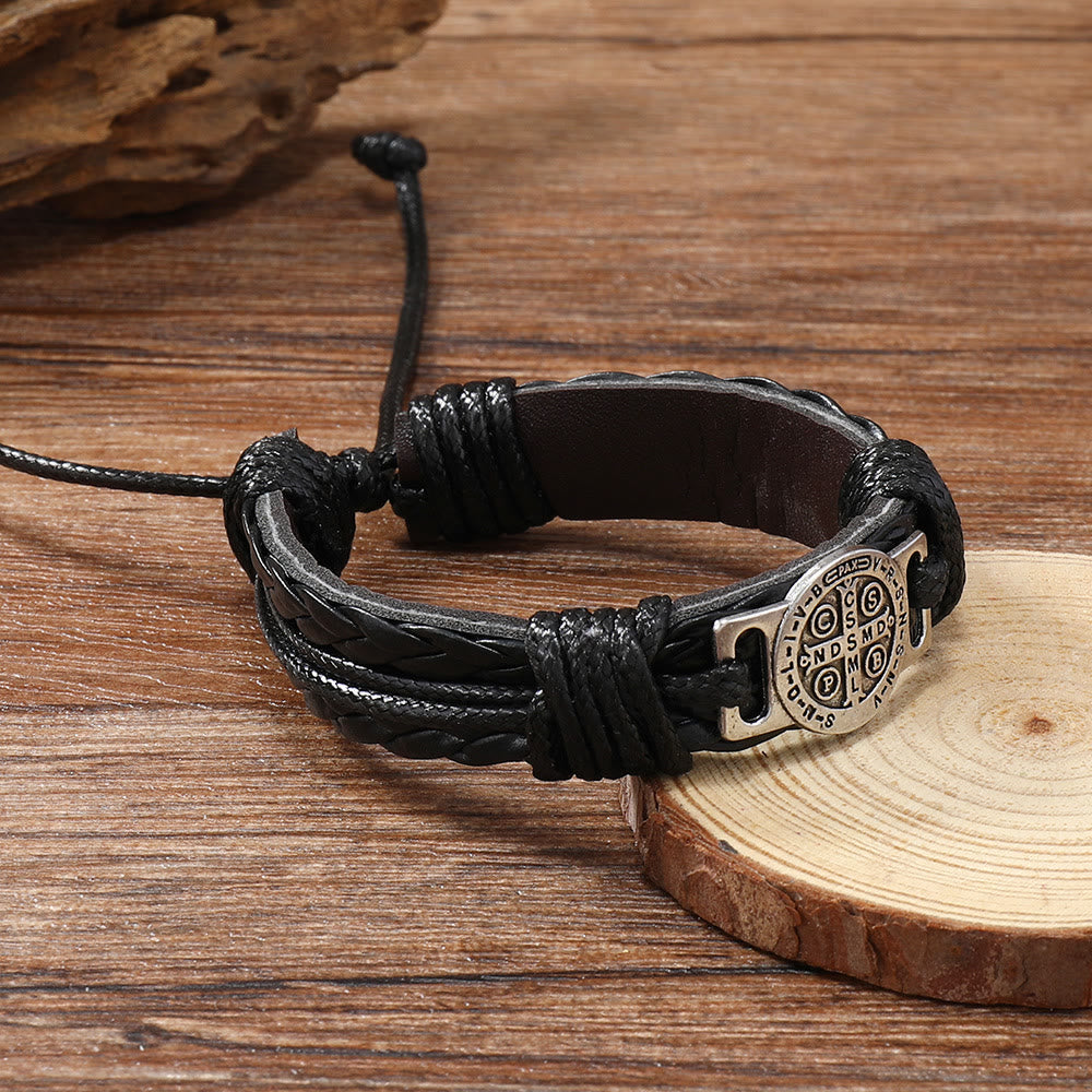 Pulsera de Cuero Clásica de 2 Colores de San Benito: Símbolo de Fe y Coraje