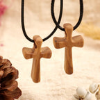 Collar con Colgante de Cruz de Madera : Joyería de Fe Cristiana