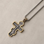 Collar de Crucifijo Ortodoxo de Dos Colores con Profundo Significado Espiritual