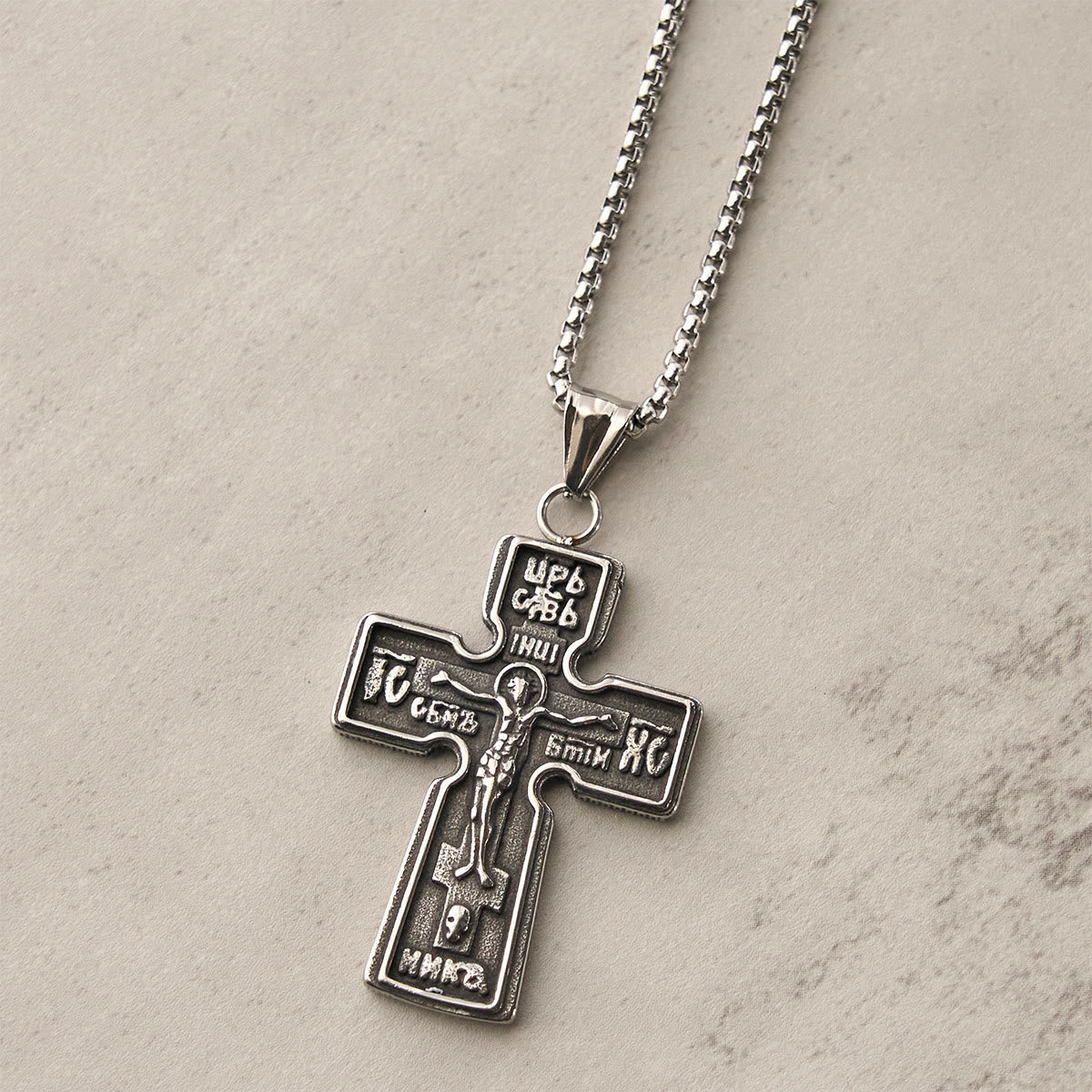 Collar de Cruz Ortodoxa Sagrada de Acero de Titanio Vintage con Script Religioso