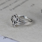 Anillo Ornamental de Cruz Estilo Catedral en Plata Esterlina con Scrolls Florales