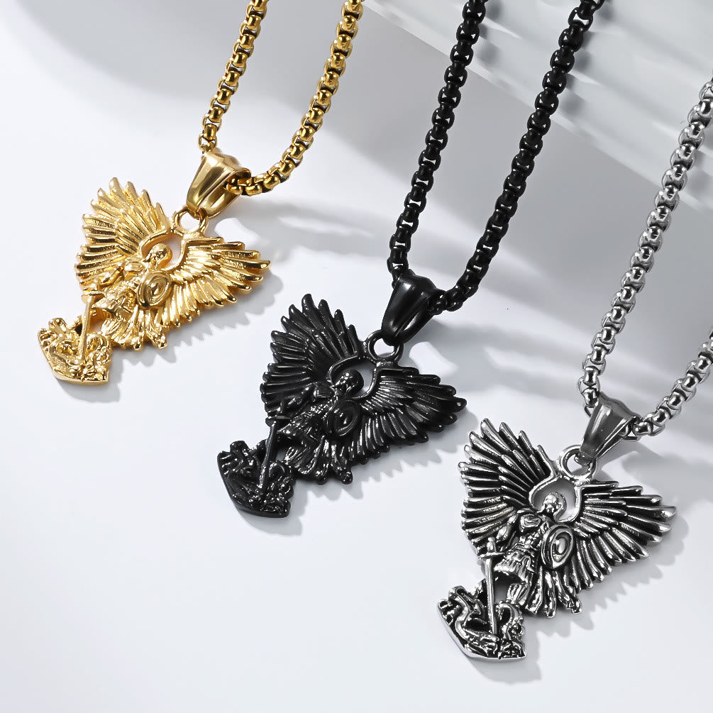 Collar Péndulo Ángel Guerrero de Estilo Streetwear Multicolor