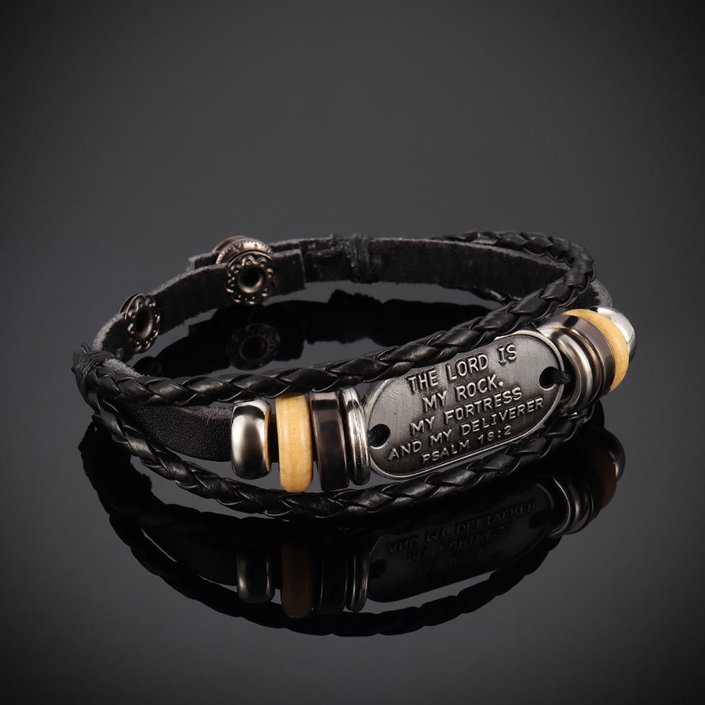 Pulsera de Cuero Trenzado Hecha a Mano con Inscripción del Salmo 18:2