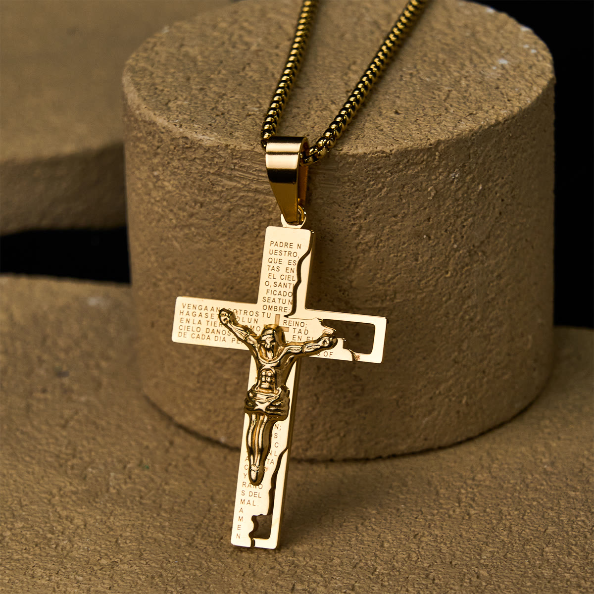 Inscripción del Padre Nuestro con Collar de Crucifijo: Guarda Mis Pasos