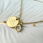 Collar de Fe de Semilla de Mostaza: Estilo Impulsado por la Creencia para Todos los Días