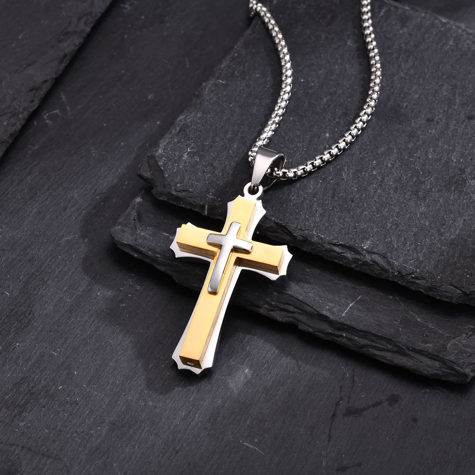 Collar con Colgante de Cruz de 4 Colores: Fe y Protección para la Vida Diaria