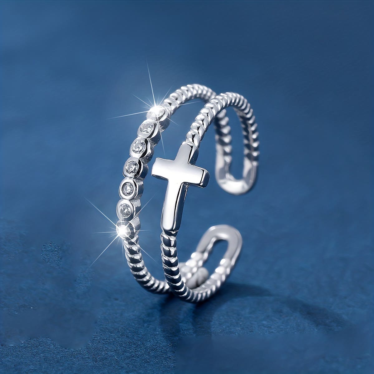 Anillo Cruz de Doble Banda: Brillo de Circonita y Devoción de Fe para Uso Diario