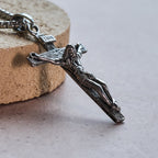 Collar con Colgante de Crucifijo