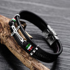Pulsera de Cuero con Cruz: Fe Robusta y Devoción Estilosa para el Uso Diario