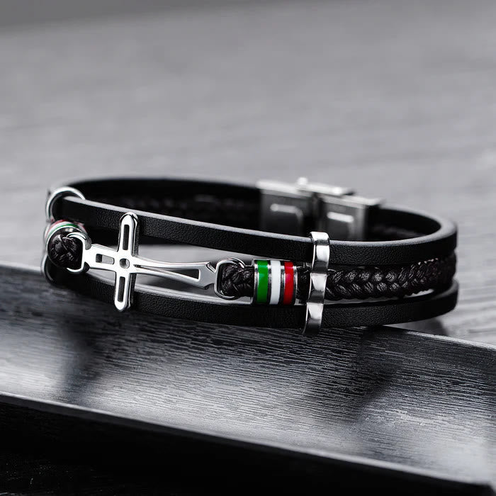 Pulsera de Cuero con Cruz: Fe Robusta y Devoción Estilosa para el Uso Diario