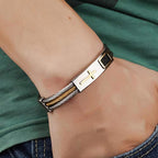 Pulsera de Cable Cruzado Multicolor: Estilo Impulsado por la Fe y Devoción Duradera