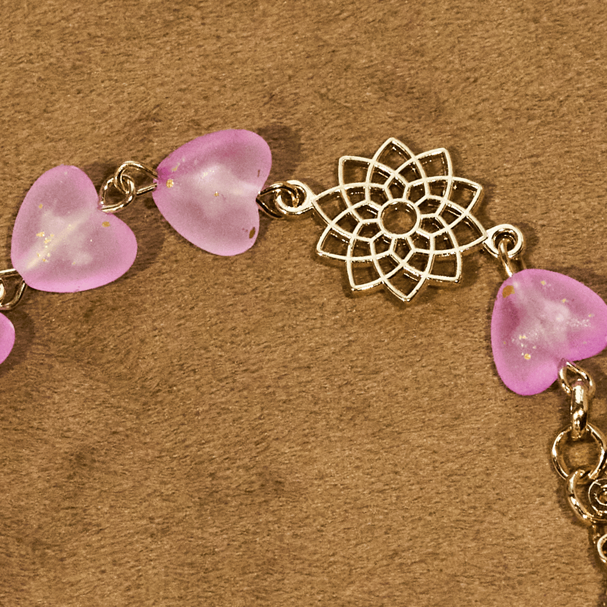 Rosario de Corazón Rosa y Mariposa, Pulsera: Devoción y Espiritualidad Artística
