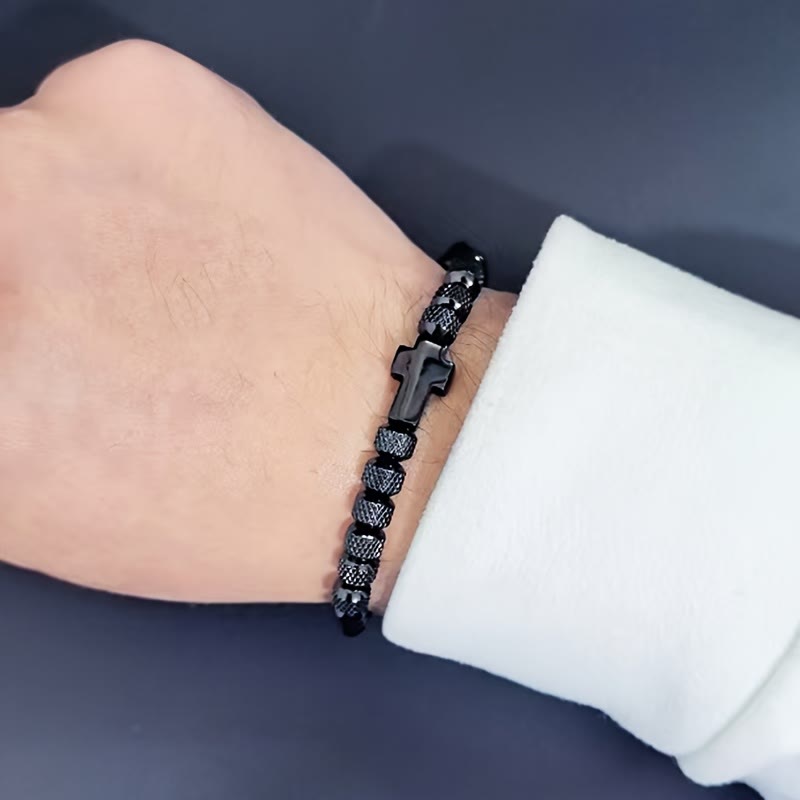 Conjunto de Pulseras de Cruz Apilables: Integración de Fe a la Moda