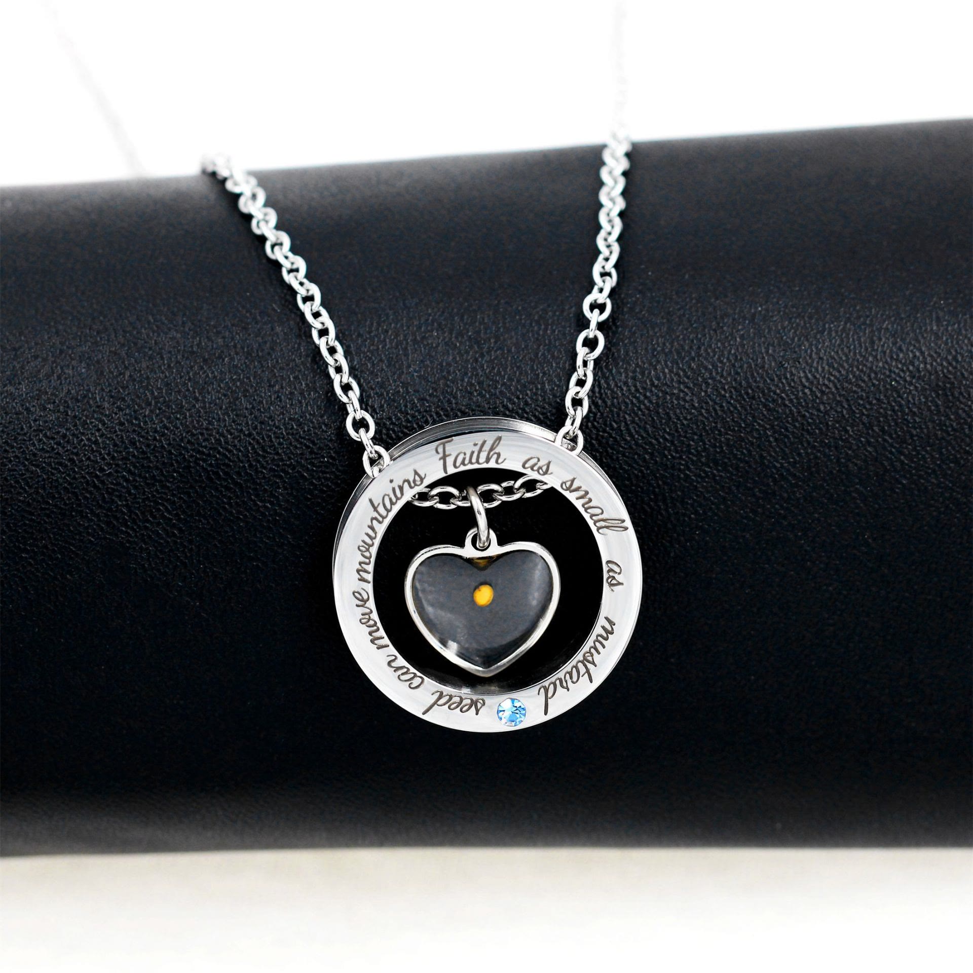 Collar de Fe como Semilla de Mostaza: Encantos Variados y Símbolo Sagrado para Uso Diario