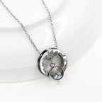 Collar de Fe como Semilla de Mostaza: Encantos Variados y Símbolo Sagrado para Uso Diario