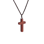 Collar de Cruz de Sándalo Rojo Hecho a Mano — Devoción Simple, Uso Diario