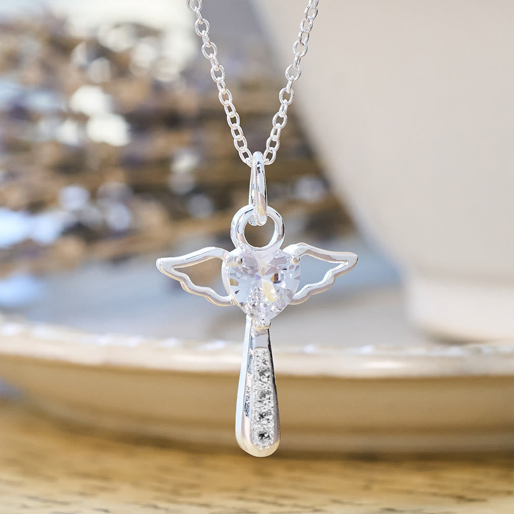 Collares de Cruz Angelical y Circonitas: Confort Suave con Simbolismo Sagrado