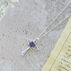Collares de Cruz Angelical y Circonitas: Confort Suave con Simbolismo Sagrado