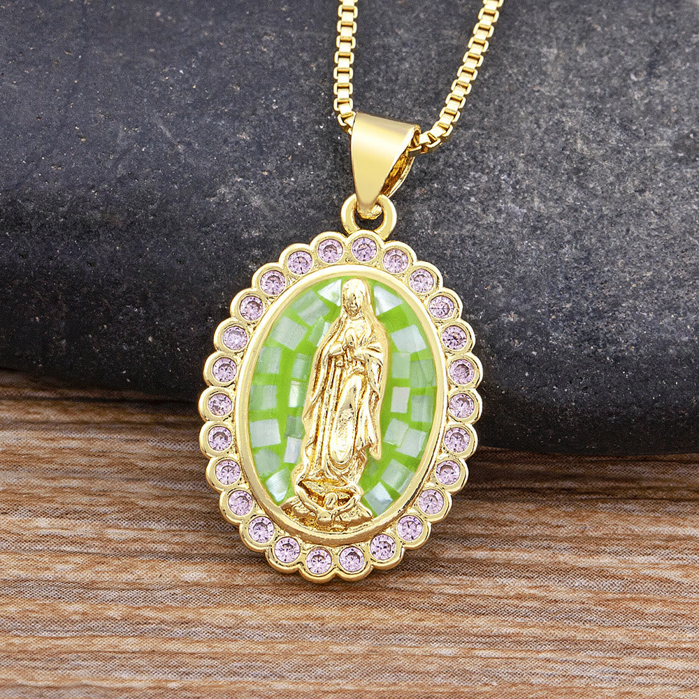 Collar de Nuestra Señora en Tonos Suaves: Gracia Reconfortante para Días Ocupados