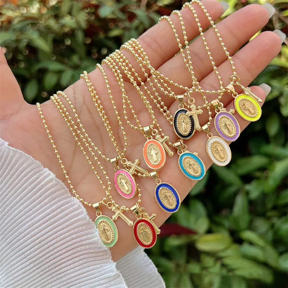 Collar Doble Fe de Nuestra Señora y Cruz: Compañero Constante para la Creencia Diaria