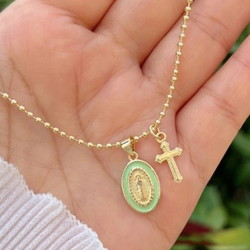 Collar Doble Fe de Nuestra Señora y Cruz: Compañero Constante para la Creencia Diaria