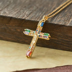 Collar de Acero de Titanio con Cruz de Zirconia de Color Estilo Bohemio Retro