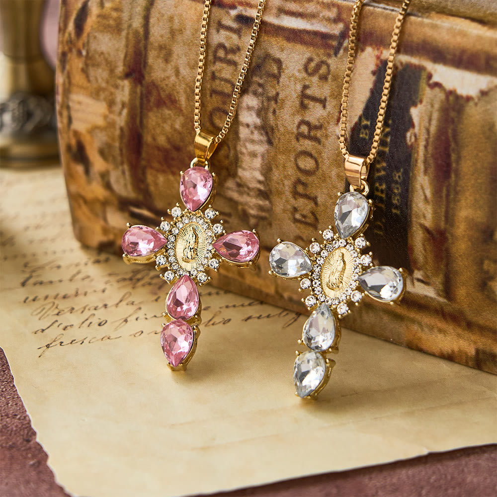 Collar de Cruz de la Virgen María de Diamante