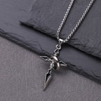 Collar de Metal Pulido con Cruz y Anillo Anidado: Recuerda Su Sujeción Duradera
