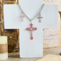 Collar de Cadena con Colgante Triple Crucifijo de Estilo Clásico y Colorido