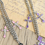 Collar de Cadena con Colgante Triple Crucifijo de Estilo Clásico y Colorido