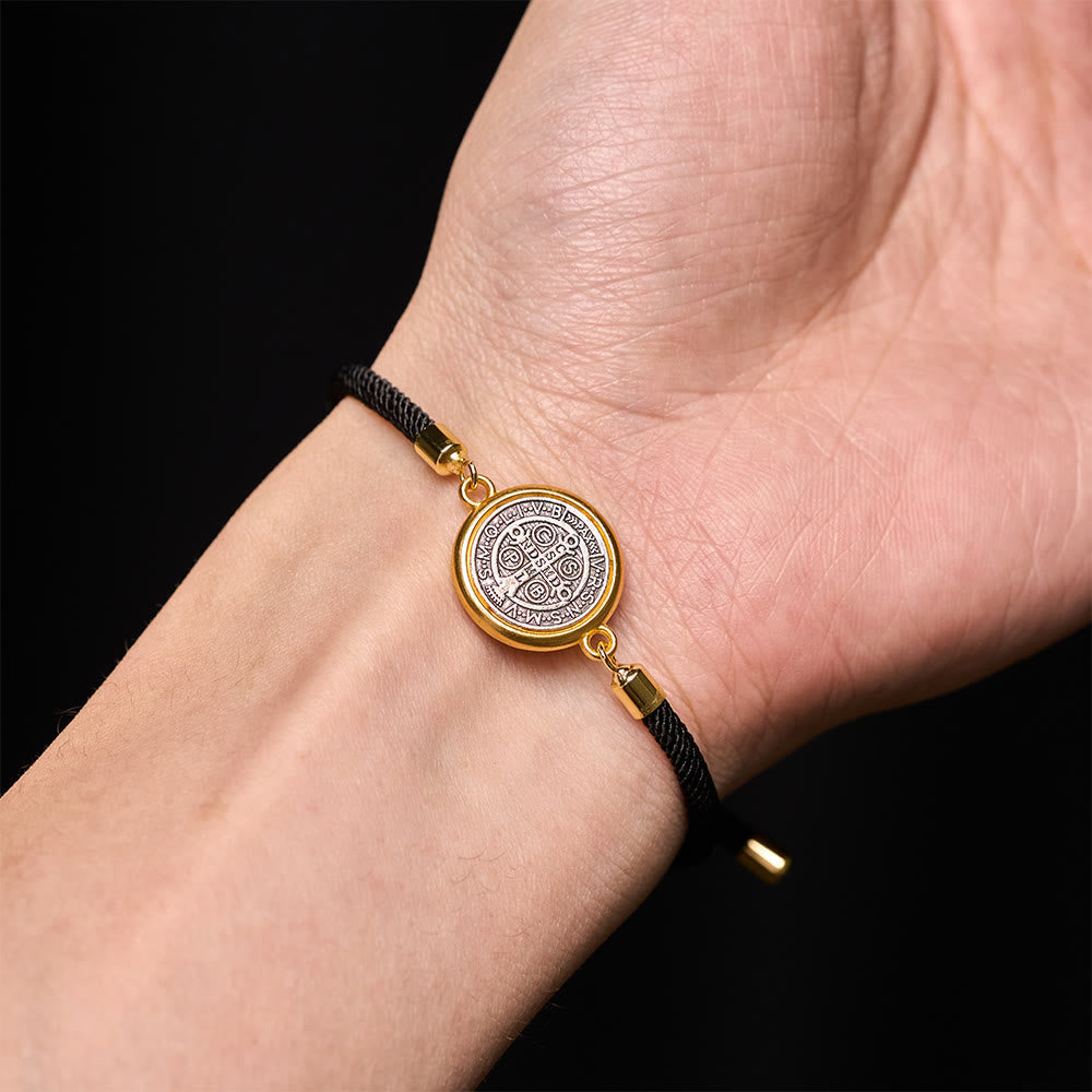 Pulsera Ajustable de Cuerda Negra con Medalla de San Benito