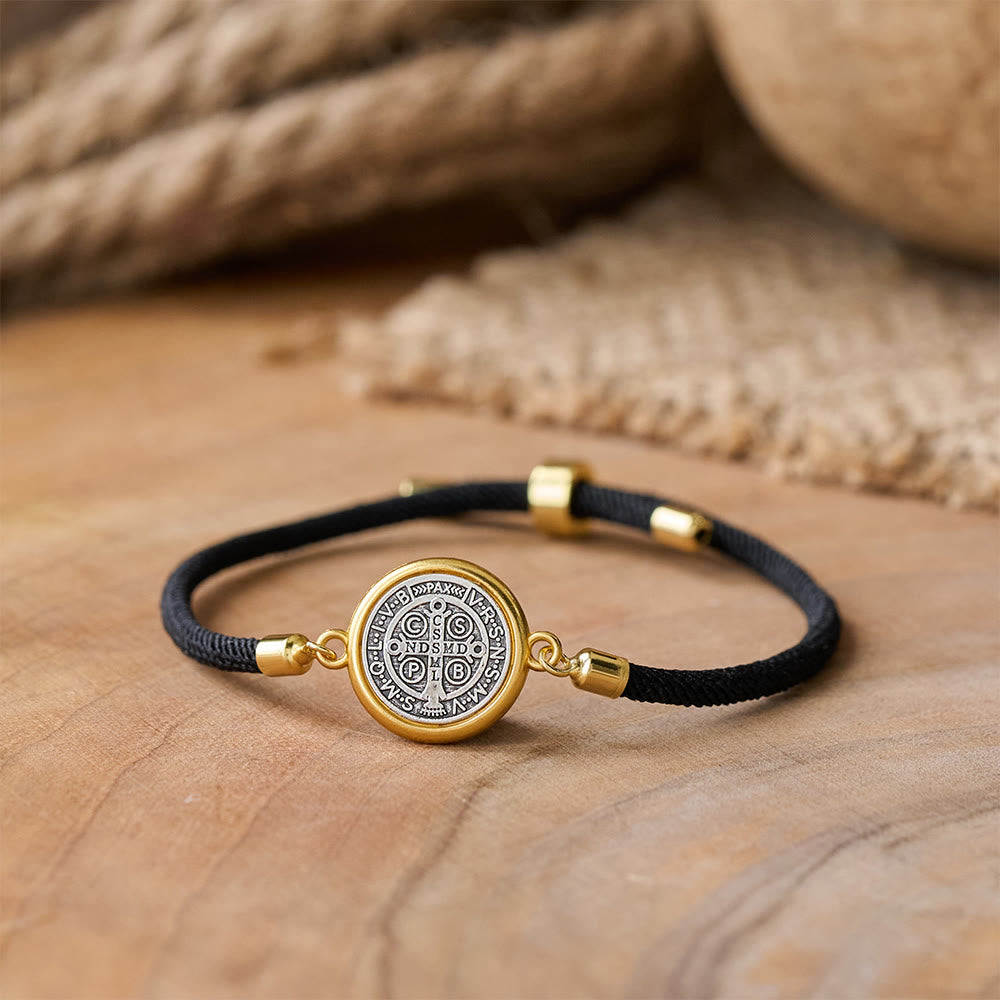 Pulsera Ajustable de Cuerda Negra con Medalla de San Benito