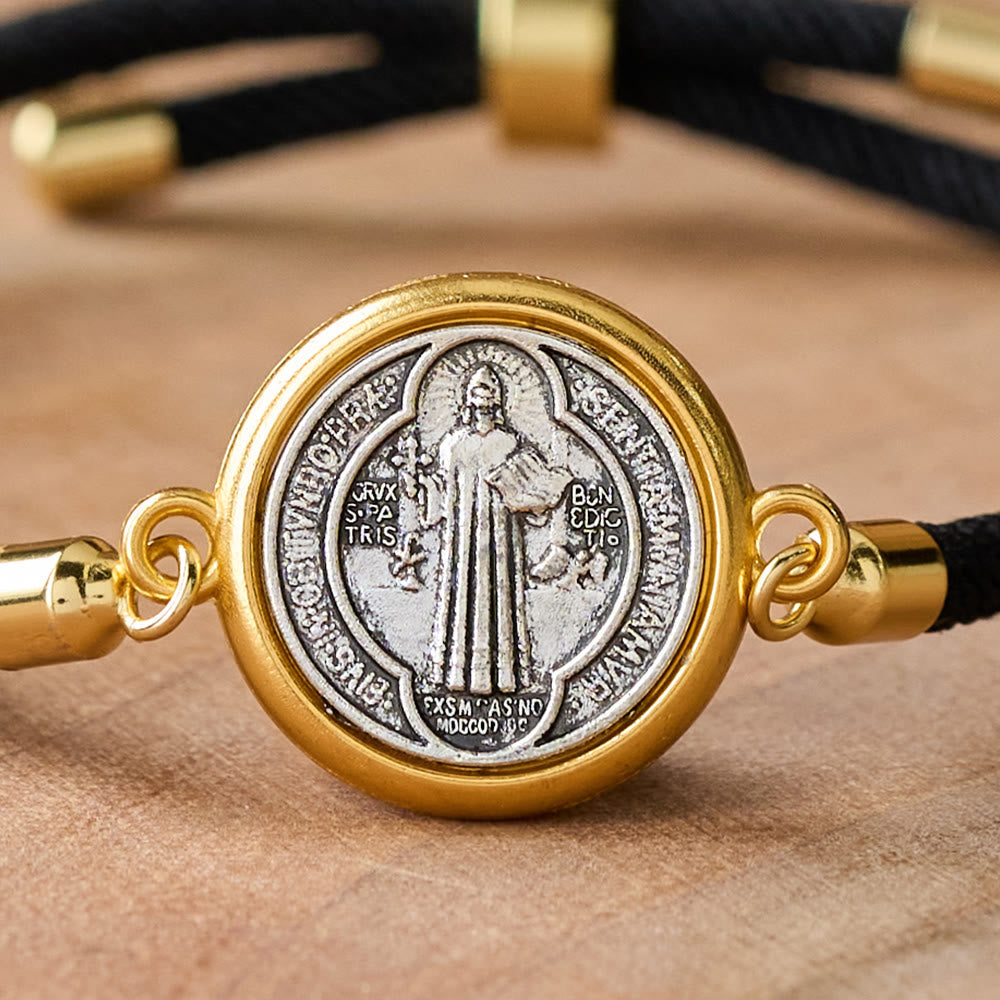 Pulsera Ajustable de Cuerda Negra con Medalla de San Benito