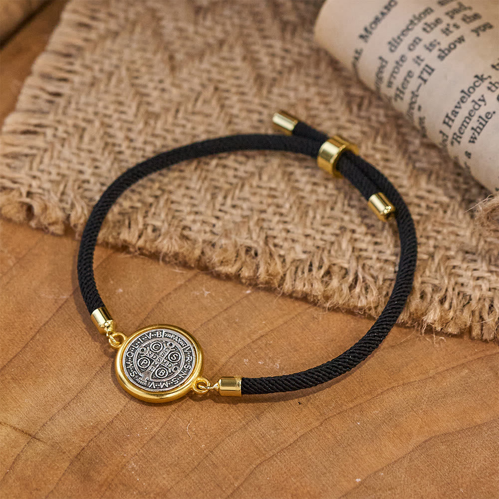 Pulsera Ajustable de Cuerda Negra con Medalla de San Benito