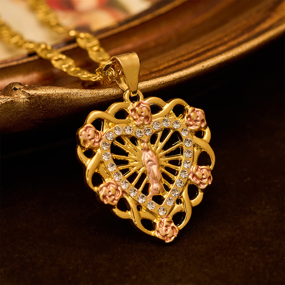 Collar de Nuestra Señora del Corazón con Acento de Rosa: Un Recordatorio Diario de Su Intercesión