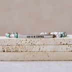 Pulsera de Turquesa Africana Natural Salmo 46:5: Diseño de Barra Grabada y Cuenta de Piedra