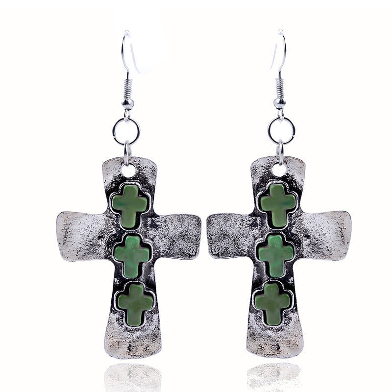 Pendientes Texturizados de Tres Cruces con Incrustaciones de Piedra: Símbolo de Fe y Protección