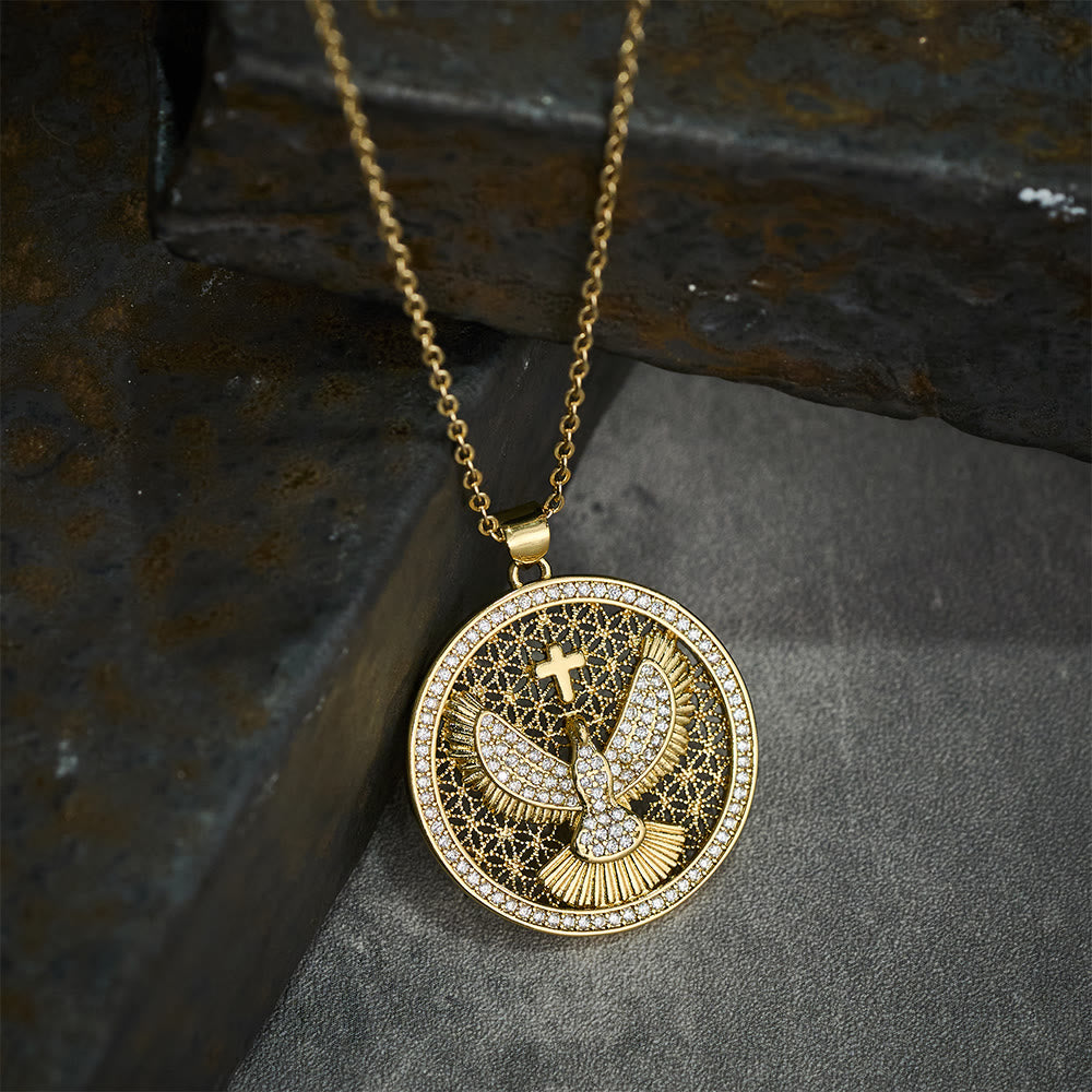 Collar del Espíritu Santo con Paloma y Brillo Celestial: Un Símbolo Radiante de Fe