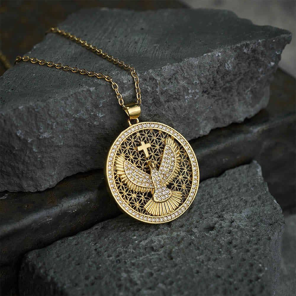 Collar del Espíritu Santo con Paloma y Brillo Celestial: Un Símbolo Radiante de Fe