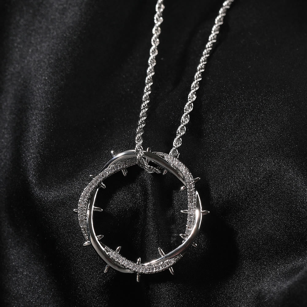 Collar de Zirconio Corona de Espinas: Un Símbolo del Sacrificio Redentor de Cristo