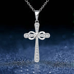 Collar de Zirconio Cruz Infinito: Un Símbolo del Amor Eterno de Cristo
