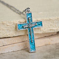 Collar de Cruz de Clavo con Incrustaciones de Turquesa: Un Símbolo del Amor Sacrificial de Cristo