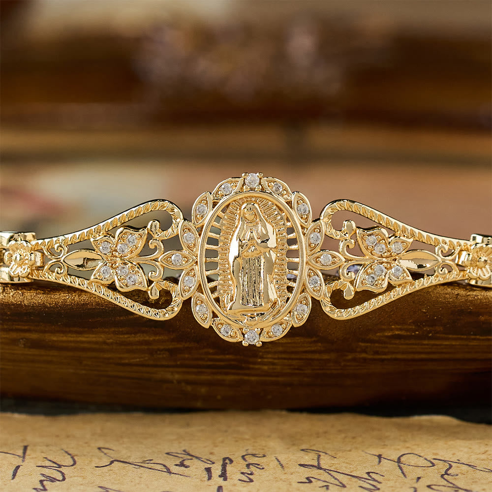 Colección de Pulseras de Nuestra Señora con Filigrana Dorada: Un Símbolo de Gracia Maternal y Protección