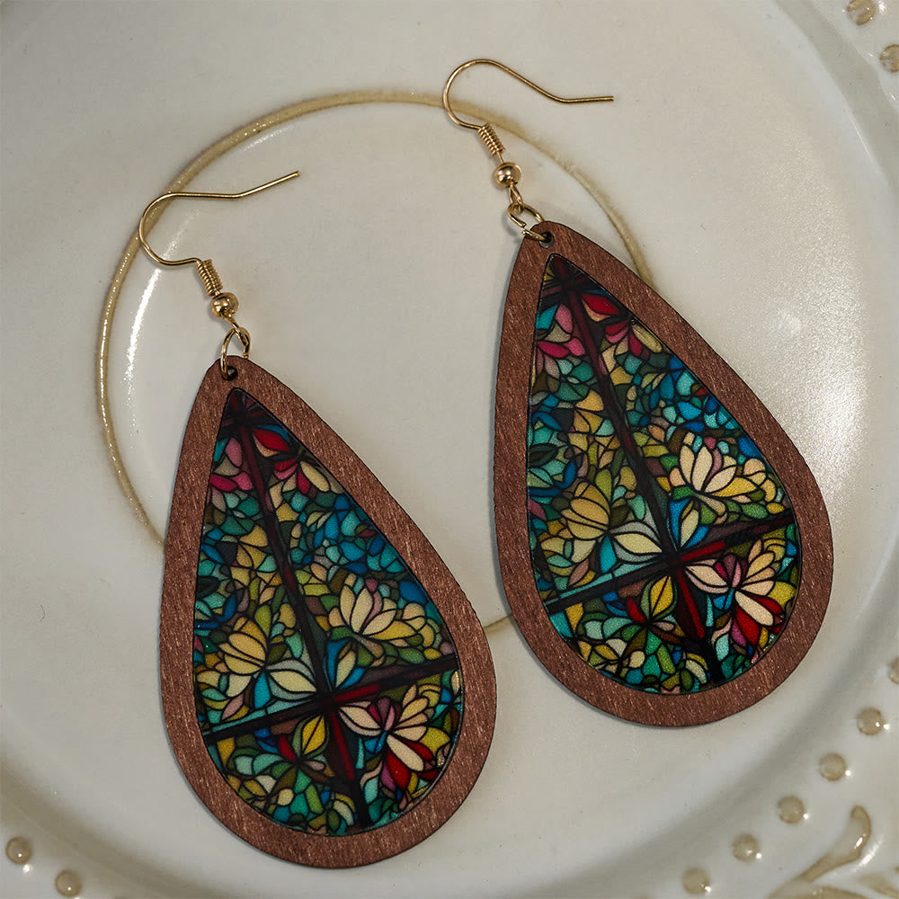 Pendientes en Forma de Gota de Gracia Gloriosa Inspirados en el Arte Colorido de Ventanas de Iglesias