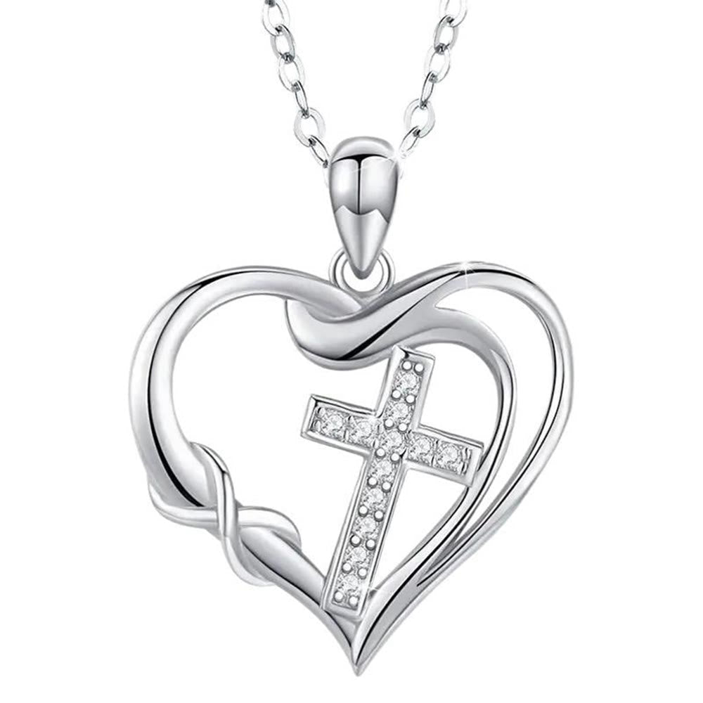 Collar Corazón y Cruz: Devoción y Elegancia Atemporal