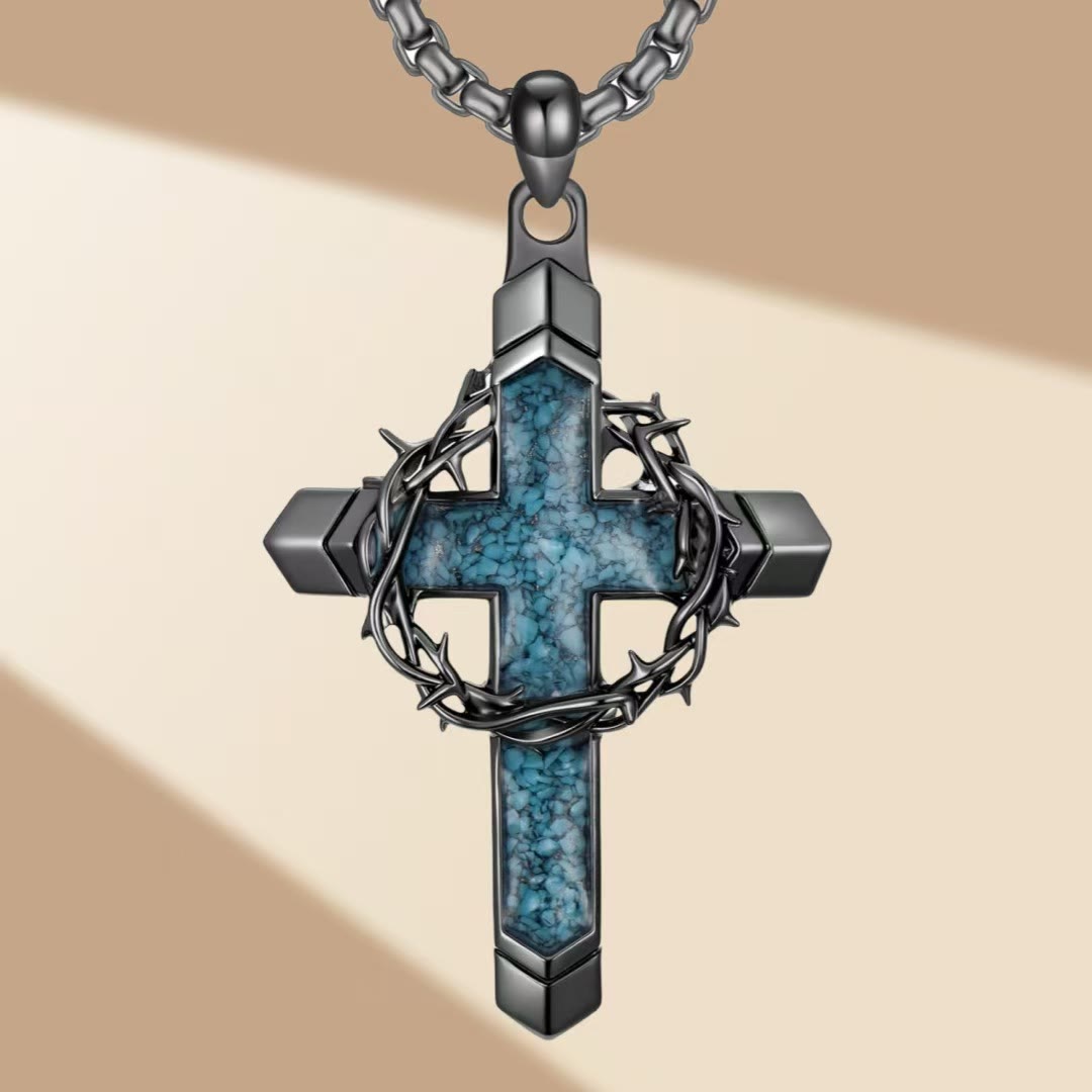 Collar de Colgante en Forma de Cruz Envuelta en Espinas: Un Símbolo del Amor Sacrificial de Cristo