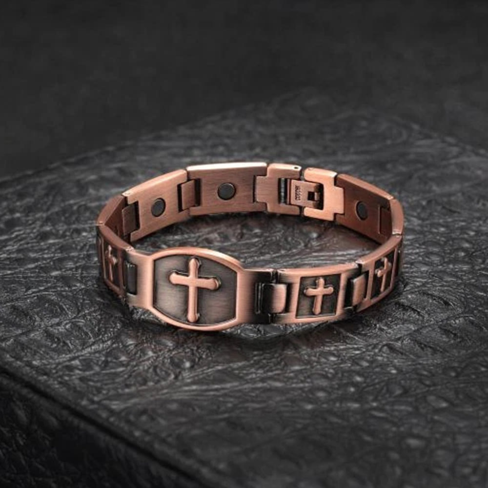 Pulsera de Cadena de Enlace Cruz Grabada: Un Símbolo de Fuerza Divina y Fe