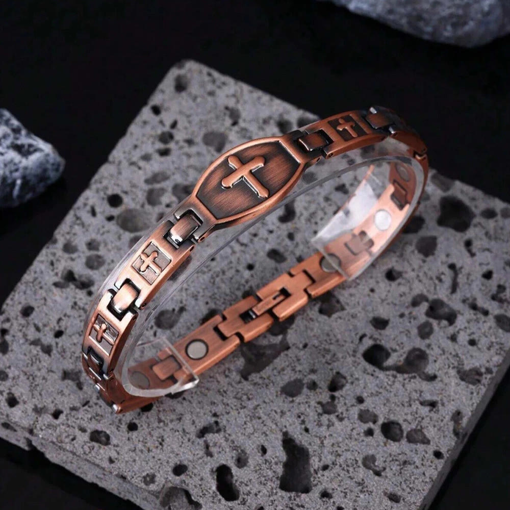 Pulsera de Cadena de Enlace Cruz Grabada: Un Símbolo de Fuerza Divina y Fe