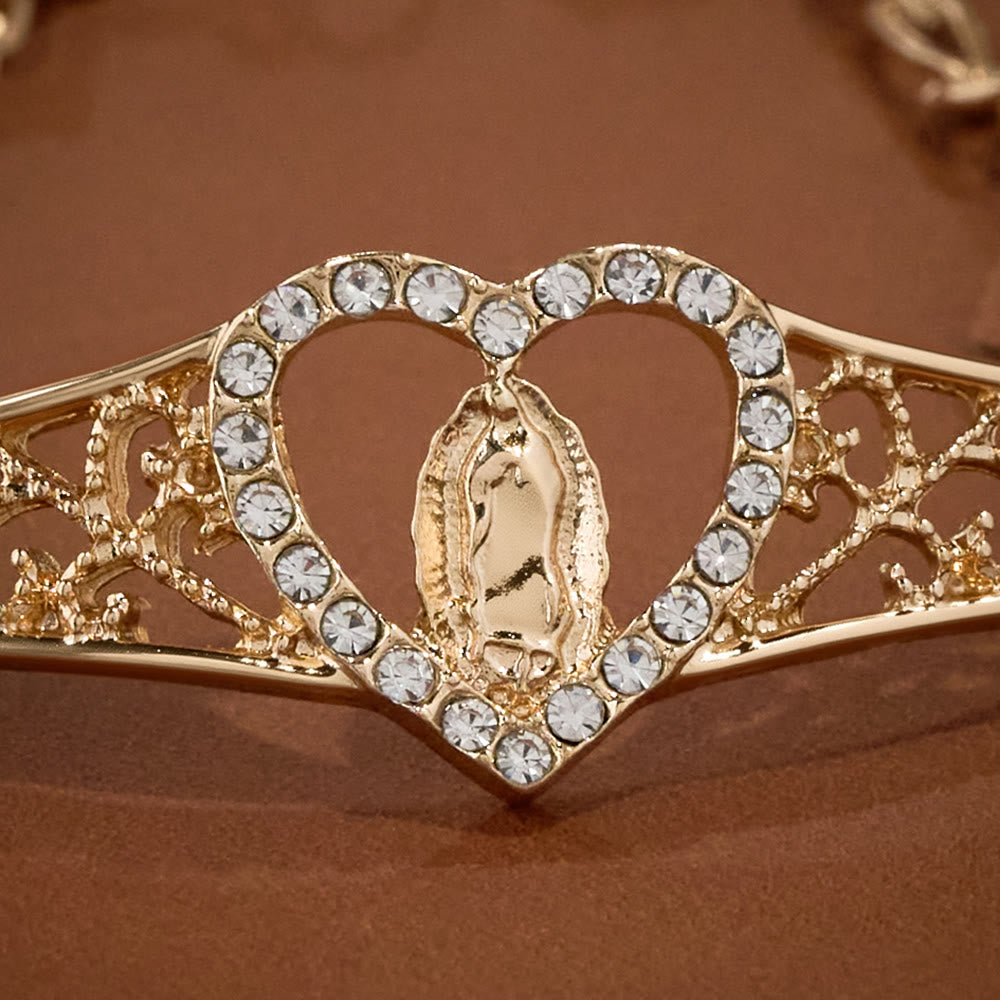 Pulsera de Filigrana Dorada de Nuestra Señora con Halo de Circonio: Un Símbolo de Devoción Mariana y Gracia Divina
