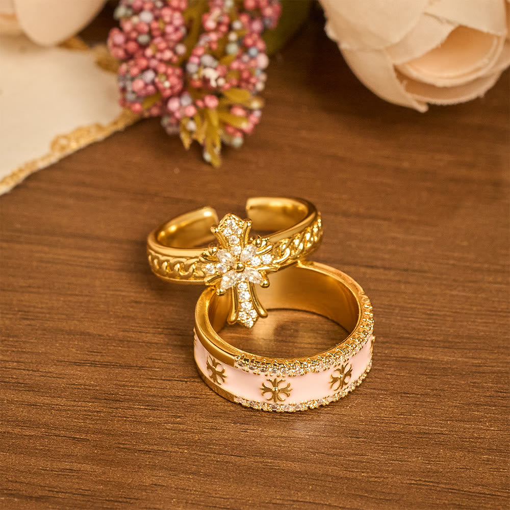Conjunto de Anillos de Esmalte en Forma de Cruz de Circonita y Flor de Lis: Emblema de Pureza Divina y Redención